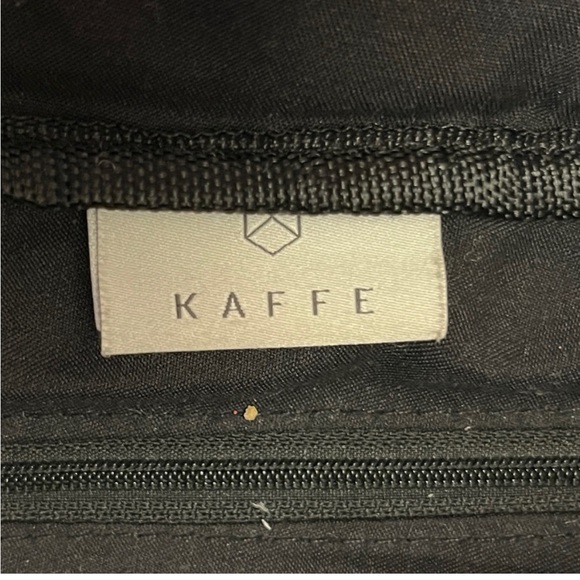 KAFFE Quilted Dark Grey/Silver Large Fanny Pack (Bumbag), Adjustable Strap - Picture 4 of 4